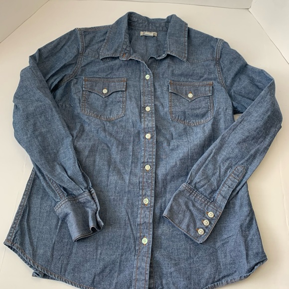 Lucky Brand Tops - Women’s LUCKY BRAND Denim Shirt Medium